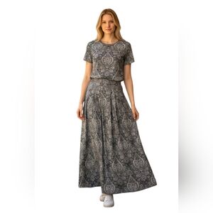 Beautiful Vintage 2 Piece Paisley Maxi By Cricketeer